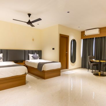 PREMIUM ROOM 12